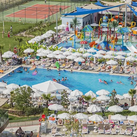 Dream World Aqua Отель