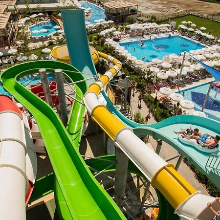 Отель Dream World Aqua Сиде