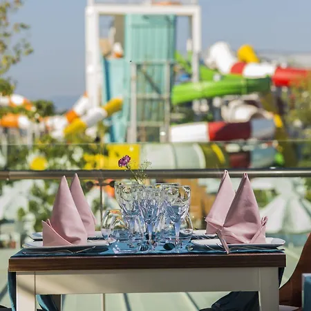 Dream World Aqua 시데