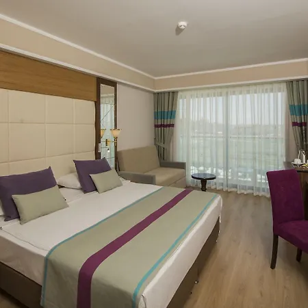 Dream World Aqua Hotel