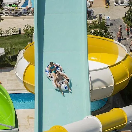 Dream World Aqua Hotell