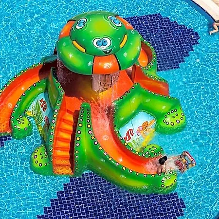 Dream World Aqua Otel