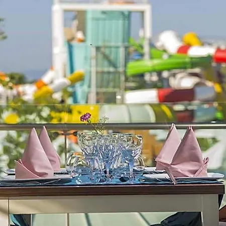 Otel Dream World Aqua