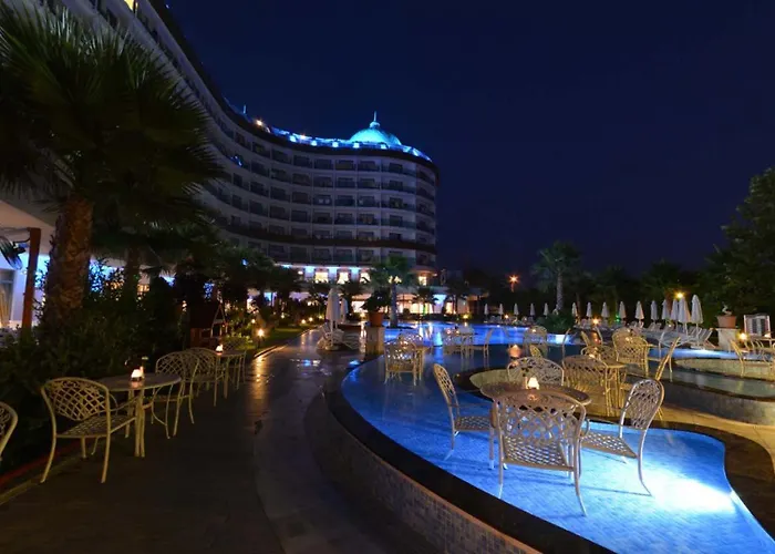 Dream World Aqua Hotel Side