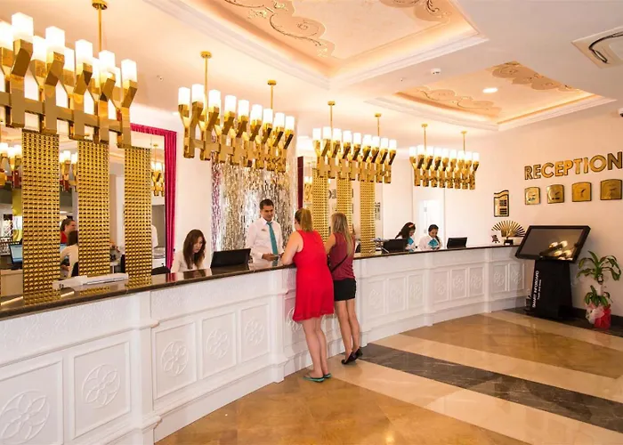 Dream World Aqua Otel