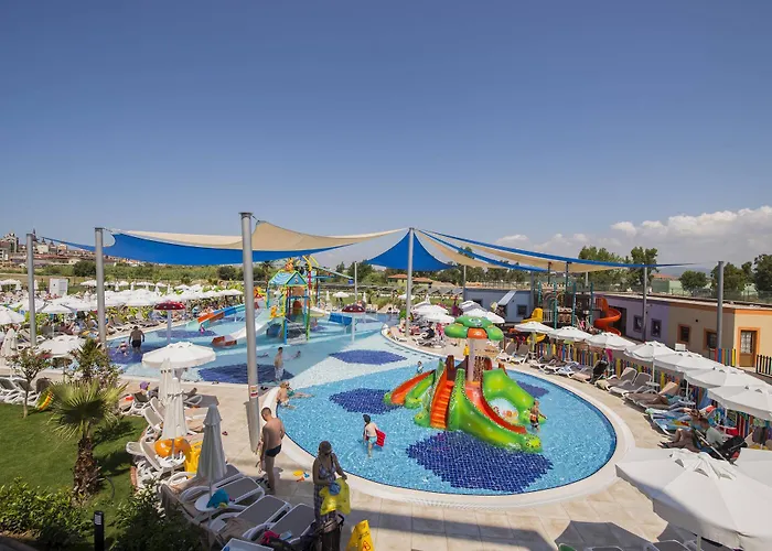 Dream World Aqua Otel