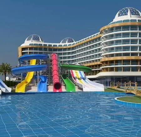 منتجع Dream World Aqua 5*