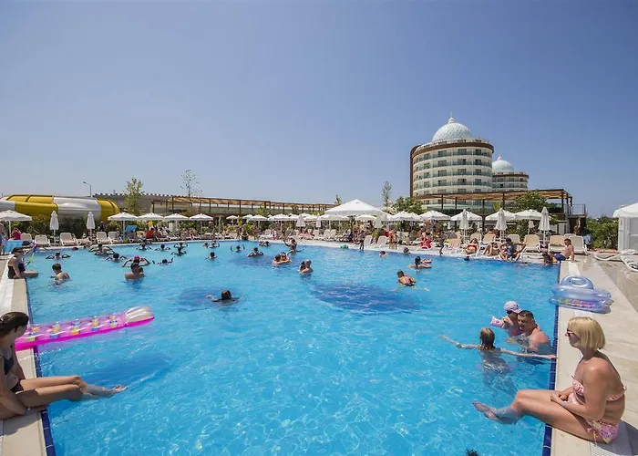Hotell Dream World Aqua 5*