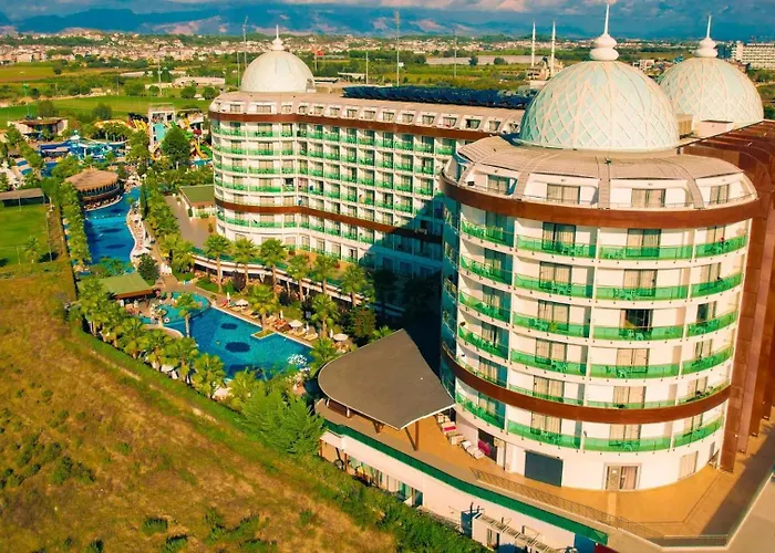 Dream World Aqua Hotell 5*